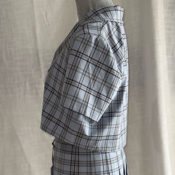 Aritzia - Sunday Best Button Up - Picture 5 of 8